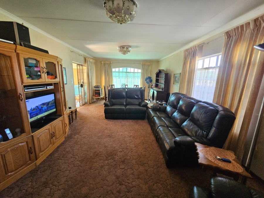 3 Bedroom Property for Sale in Sasolburg Ext 11 Free State